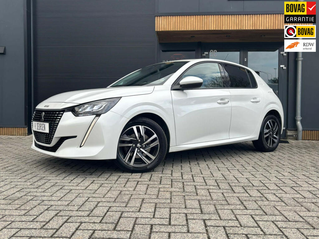 Peugeot-208-thumb
